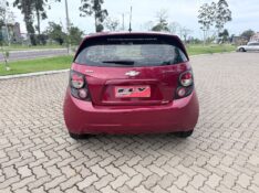CHEVROLET SONIC 1.6 LT 16V FLEX 4P MANUAL 2014/2014 ELY AUTOMÓVEIS LAJEADO / Carros no Vale