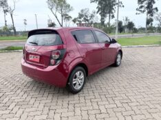 CHEVROLET SONIC 1.6 LT 16V FLEX 4P MANUAL 2014/2014 ELY AUTOMÓVEIS LAJEADO / Carros no Vale