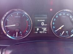 TOYOTA COROLLA ALTIS 2014/2015 ALTERNATIVA VEÍCULOS LAJEADO / Carros no Vale