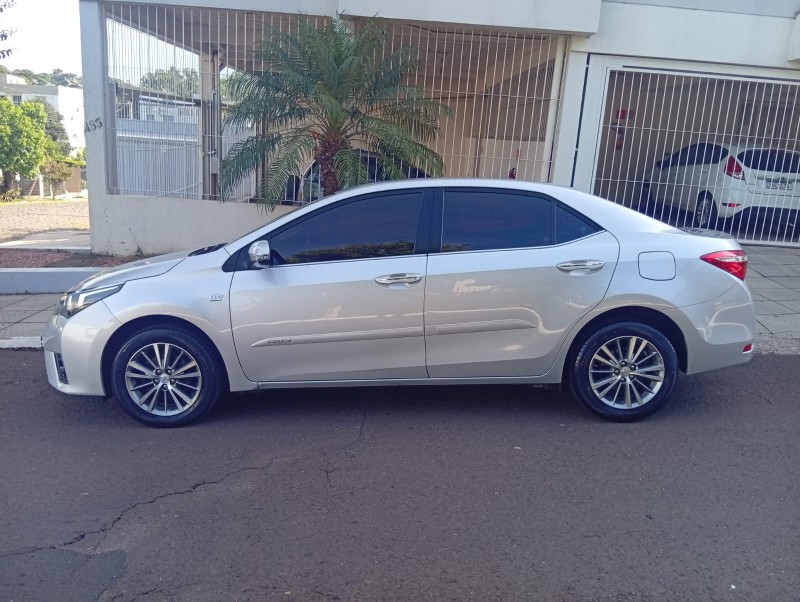TOYOTA COROLLA ALTIS 2014/2015 ALTERNATIVA VEÍCULOS LAJEADO / Carros no Vale