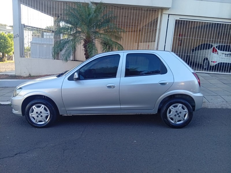 CHEVROLET CELTA 1.0 LT 2012/2013 ALTERNATIVA VEÍCULOS LAJEADO / Carros no Vale
