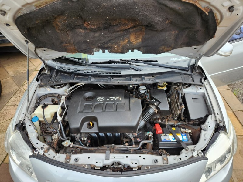 TOYOTA COROLLA XEI 2.0 16V FLEX AUT. 2011/2011 TS VEÍCULOS ANTA GORDA / Carros no Vale