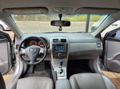 TOYOTA COROLLA XEI 2.0 16V FLEX AUT. 2011/2011 TS VEÍCULOS ANTA GORDA / Carros no Vale