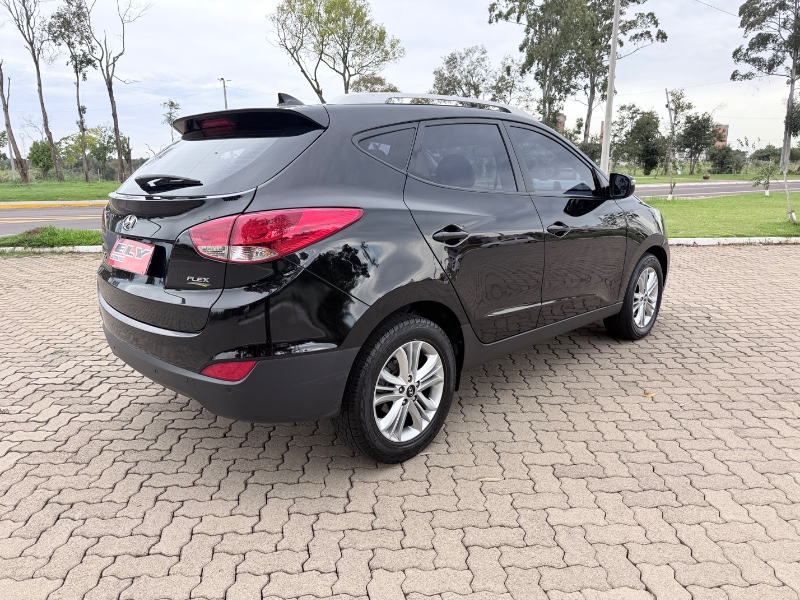 HYUNDAI IX 35 2.0 GL 2018/2018 ELY AUTOMÓVEIS LAJEADO / Carros no Vale