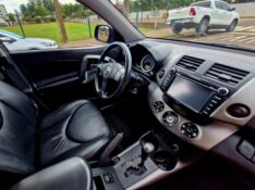 TOYOTA RAV4 2.4 4X2 16V 170CV AUT 2011/2012 CRUZEIRO MULTIMARCAS CRUZEIRO DO SUL / Carros no Vale