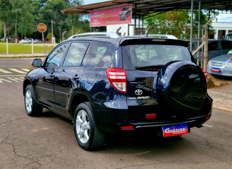TOYOTA RAV4 2.4 4X2 16V 170CV AUT 2011/2012 CRUZEIRO MULTIMARCAS CRUZEIRO DO SUL / Carros no Vale