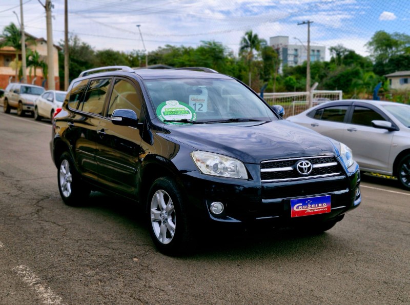 TOYOTA RAV4 2.4 4X2 16V 170CV AUT 2011/2012 CRUZEIRO MULTIMARCAS CRUZEIRO DO SUL / Carros no Vale
