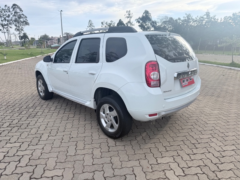 RENAULT DUSTER 1.6 2013/2013 ELY AUTOMÓVEIS LAJEADO / Carros no Vale