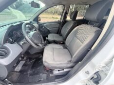RENAULT DUSTER 1.6 2013/2013 ELY AUTOMÓVEIS LAJEADO / Carros no Vale