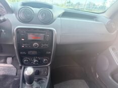 RENAULT DUSTER 1.6 2013/2013 ELY AUTOMÓVEIS LAJEADO / Carros no Vale