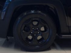JEEP RENEGADE 1.8 LONGITUDE 2016/2016 JM AUTOMÓVEIS VENÂNCIO AIRES / Carros no Vale