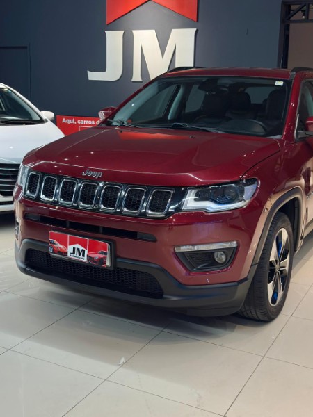 JEEP COMPASS 2.0 16V LONGITUDE 2017/2018 JM AUTOMÓVEIS VENÂNCIO AIRES / Carros no Vale