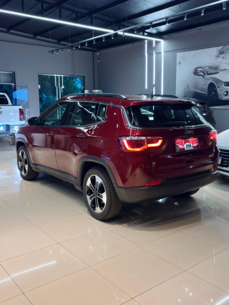 JEEP COMPASS 2.0 16V LONGITUDE 2017/2018 JM AUTOMÓVEIS VENÂNCIO AIRES / Carros no Vale