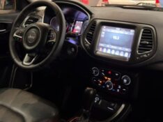 JEEP COMPASS 2.0 16V LONGITUDE 2017/2018 JM AUTOMÓVEIS VENÂNCIO AIRES / Carros no Vale
