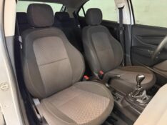 CHEVROLET ONIX 1.0 JOY 2019/2019 LUCAS AUTOMÓVEIS BOM RETIRO DO SUL / Carros no Vale