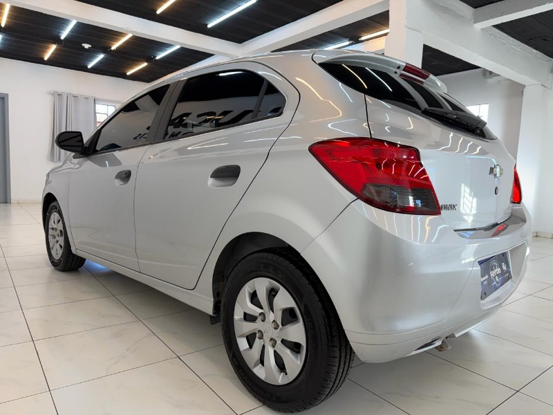 CHEVROLET ONIX 1.0 JOY 2019/2019 LUCAS AUTOMÓVEIS BOM RETIRO DO SUL / Carros no Vale CHEVROLET ONIX 1.0 JOY 2019/2019 LUCAS AUTOMÓVEIS BOM RETIRO DO SUL / Carros no Vale