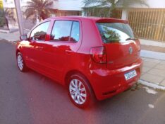 VOLKSWAGEN FOX 1.0 8V FLEX 2010/2011 ALTERNATIVA VEÍCULOS LAJEADO / Carros no Vale