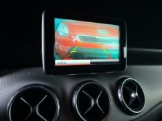 MERCEDES-BENZ GLA200 VISION 1.6 2015/2015 DUARTE VEÍCULOS PORTO ALEGRE / Carros no Vale