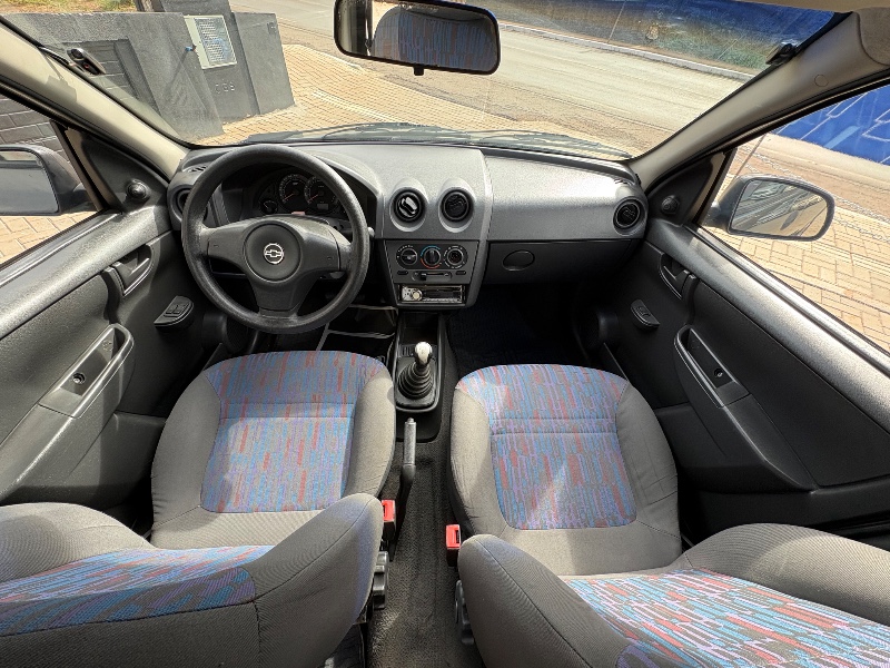 CHEVROLET CELTA SPIRIT/ LT 2010/2010 NEURI VEÍCULOS LAJEADO / Carros no Vale