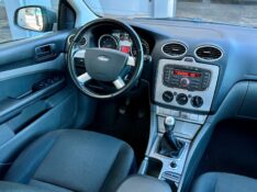 FORD FOCUS GLX 1.6 2012/2013 SÉTIMA VEÍCULOS GUAPORÉ / Carros no Vale