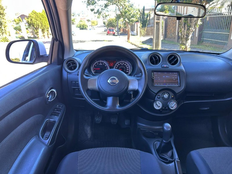 NISSAN VERSA SL 1.6 16V FLEX FUEL 4P MEC. 2013/2013 LS MULTIMARCAS VENÂNCIO AIRES / Carros no Vale