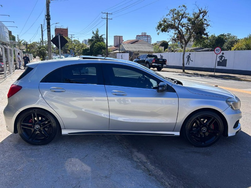 MERCEDES-BENZ CLASSE A A 250 2.0 TB SPORT AUT. 2014/2014 LS MULTIMARCAS VENÂNCIO AIRES / Carros no Vale
