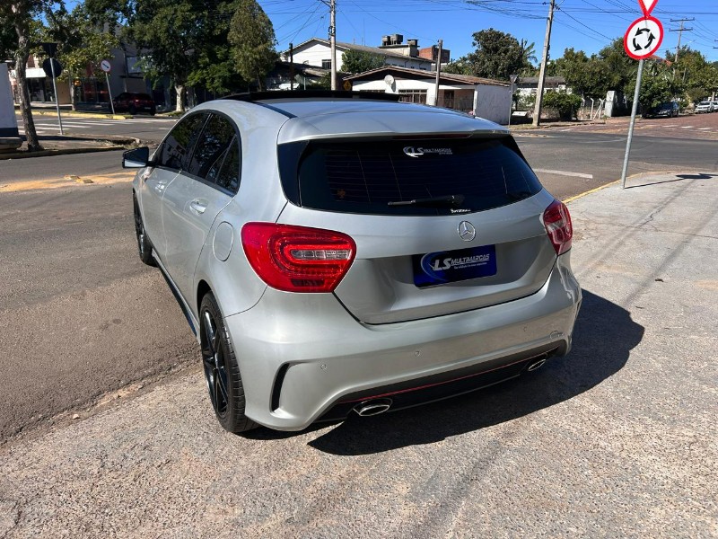MERCEDES-BENZ CLASSE A A 250 2.0 TB SPORT AUT. 2014/2014 LS MULTIMARCAS VENÂNCIO AIRES / Carros no Vale