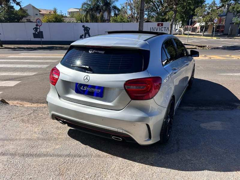MERCEDES-BENZ CLASSE A A 250 2.0 TB SPORT AUT. 2014/2014 LS MULTIMARCAS VENÂNCIO AIRES / Carros no Vale