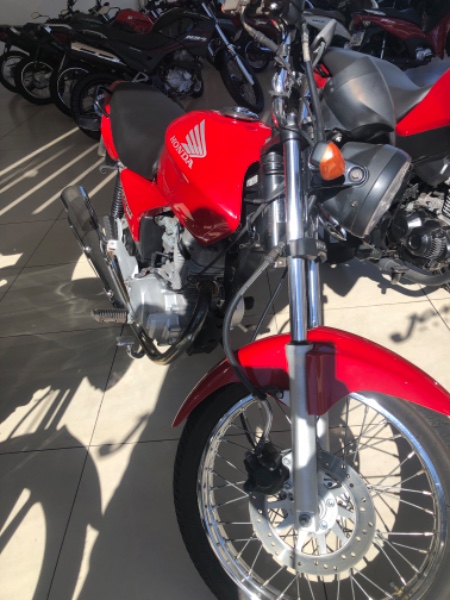 HONDA MOTOS CG 150 TITAN ESD 2004/2005 JASER MOTOS LAJEADO / Carros no Vale