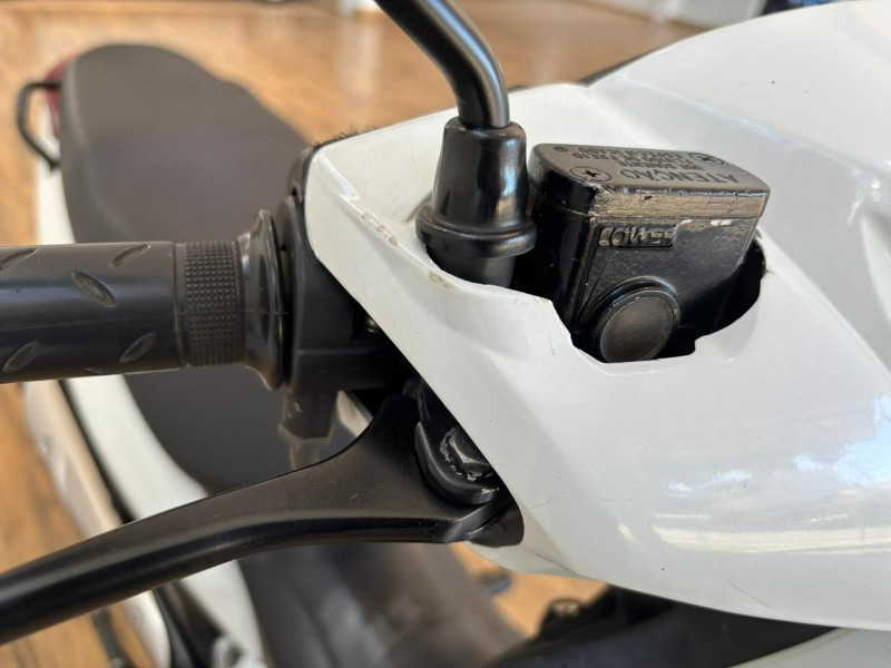 HONDA MOTOS BIZ 125 EX /2013 RT 811 VEÍCULOS ARROIO DO MEIO / Carros no Vale