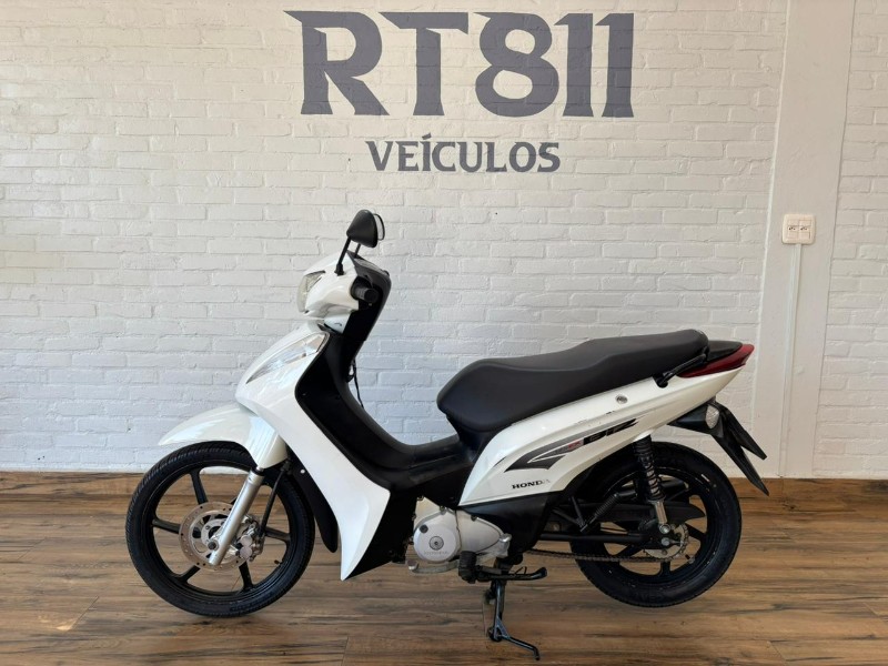 HONDA MOTOS BIZ 125 EX /2013 RT 811 VEÍCULOS ARROIO DO MEIO / Carros no Vale