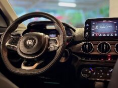 FIAT CRONOS 1.8 E.TORQ FLEX PRECISION AT6 2021/2021 MALAGGI VEÍCULOS ENCANTADO / Carros no Vale
