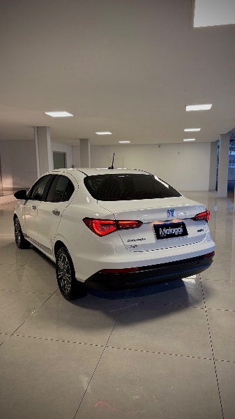 FIAT CRONOS 1.8 E.TORQ FLEX PRECISION AT6 2021/2021 MALAGGI VEÍCULOS ENCANTADO / Carros no Vale