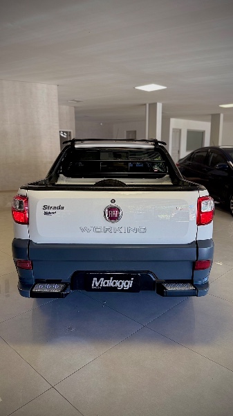 FIAT STRADA 1.4 MPI WORKING CD 8V 3P 2014/2014 MALAGGI VEÍCULOS ENCANTADO / Carros no Vale