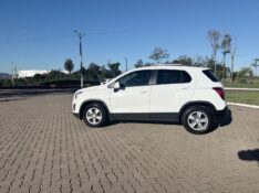 CHEVROLET TRACKER 1.8 MPFI LT 4X2 16V FLEX 4P AUTOMÁTICO 2016/2016 ELY AUTOMÓVEIS LAJEADO / Carros no Vale
