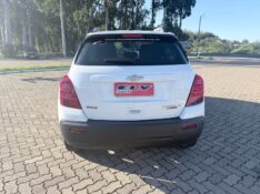 CHEVROLET TRACKER 1.8 MPFI LT 4X2 16V FLEX 4P AUTOMÁTICO 2016/2016 ELY AUTOMÓVEIS LAJEADO / Carros no Vale