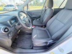 CHEVROLET TRACKER 1.8 MPFI LT 4X2 16V FLEX 4P AUTOMÁTICO 2016/2016 ELY AUTOMÓVEIS LAJEADO / Carros no Vale