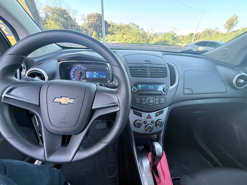 CHEVROLET TRACKER 1.8 MPFI LT 4X2 16V FLEX 4P AUTOMÁTICO 2016/2016 ELY AUTOMÓVEIS LAJEADO / Carros no Vale