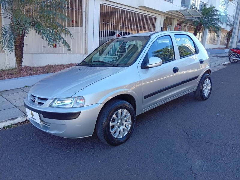 CHEVROLET CELTA SPIRIT 1.0 2005/2005 ALTERNATIVA VEÍCULOS LAJEADO / Carros no Vale