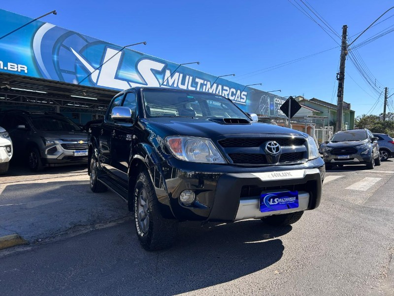 TOYOTA HILUX CD SRV D4-D 4X4 3.0 TDI DIES 2007/2007 LS MULTIMARCAS VENÂNCIO AIRES / Carros no Vale TOYOTA HILUX CD SRV D4-D 4X4 3.0 TDI DIES 2007/2007 LS MULTIMARCAS VENÂNCIO AIRES / Carros no Vale