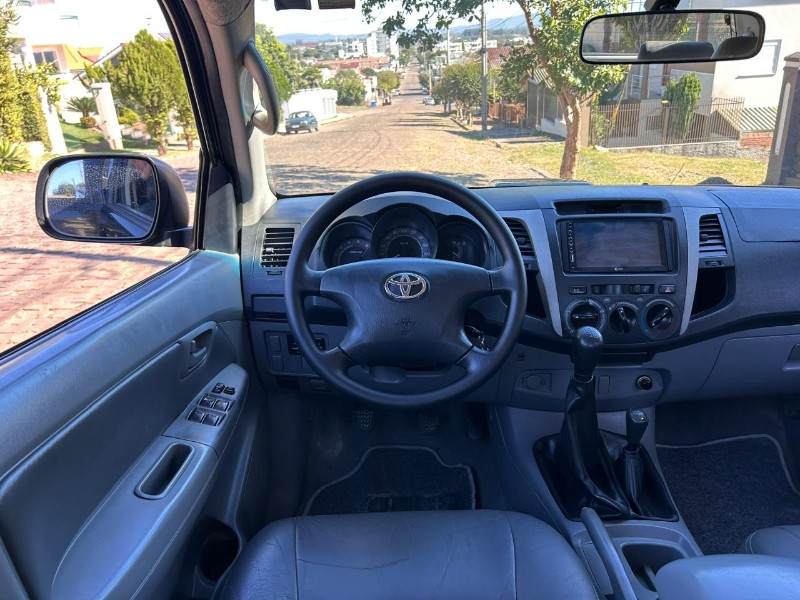 TOYOTA HILUX CD SRV D4-D 4X4 3.0 TDI DIES 2007/2007 LS MULTIMARCAS VENÂNCIO AIRES / Carros no Vale TOYOTA HILUX CD SRV D4-D 4X4 3.0 TDI DIES 2007/2007 LS MULTIMARCAS VENÂNCIO AIRES / Carros no Vale