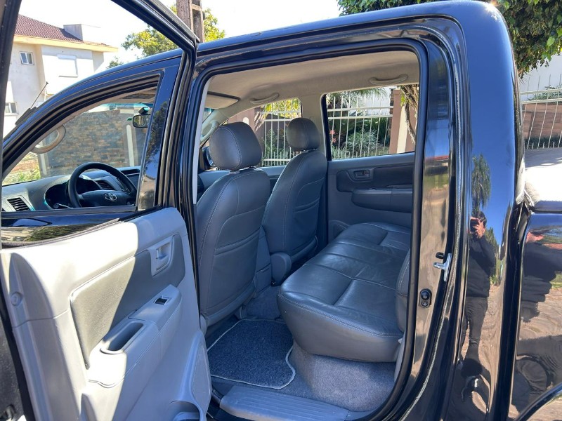 TOYOTA HILUX CD SRV D4-D 4X4 3.0 TDI DIES 2007/2007 LS MULTIMARCAS VENÂNCIO AIRES / Carros no Vale TOYOTA HILUX CD SRV D4-D 4X4 3.0 TDI DIES 2007/2007 LS MULTIMARCAS VENÂNCIO AIRES / Carros no Vale