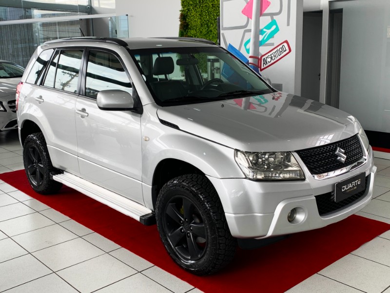 SUZUKI GRAND VITARA 2.0 16V 4X2/4X4 2009/2010 DUARTE VEÍCULOS PORTO ALEGRE / Carros no Vale