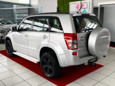 SUZUKI GRAND VITARA 2.0 16V 4X2/4X4 2009/2010 DUARTE VEÍCULOS PORTO ALEGRE / Carros no Vale