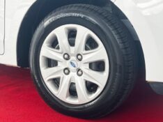 FORD KA 1.0 SE HATCH 2015/2015 DUARTE VEÍCULOS PORTO ALEGRE / Carros no Vale