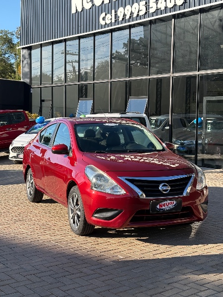 NISSAN VERSA 1.6 16V SV XTRONIC 2018 2018/2018 NEURI VEÍCULOS LAJEADO / Carros no Vale