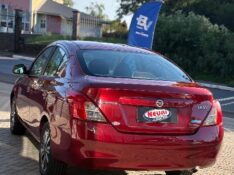 NISSAN VERSA 1.6 16V SV XTRONIC 2018 2018/2018 NEURI VEÍCULOS LAJEADO / Carros no Vale