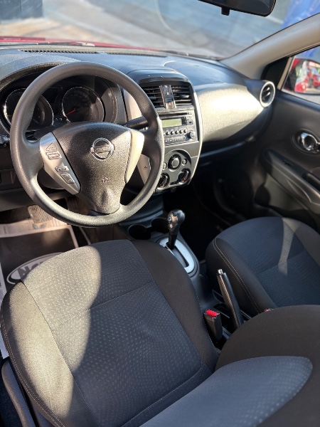 NISSAN VERSA 1.6 16V SV XTRONIC 2018 2018/2018 NEURI VEÍCULOS LAJEADO / Carros no Vale