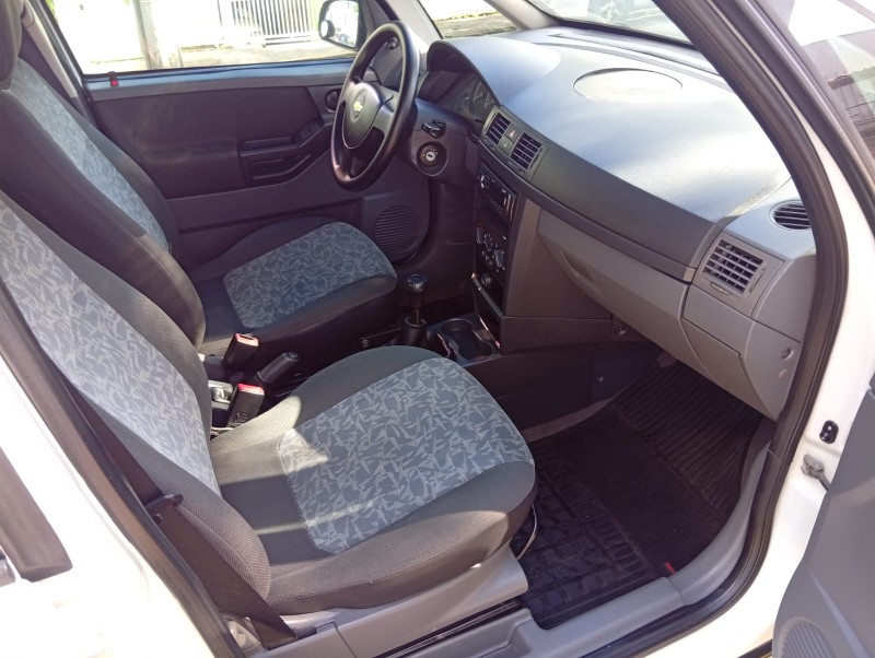 CHEVROLET MERIVA JOY 1.8 2005/2005 ALTERNATIVA VEÍCULOS LAJEADO / Carros no Vale