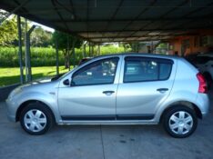 RENAULT SANDERO 1.6 EXPRESSION 8V FLEX 4P MANUAL 2008/2009 PREMIUM AUTOMÓVEIS ARROIO DO MEIO / Carros no Vale